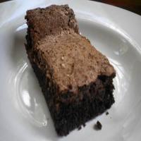 Dark Chocolate Gooey Butter Cake_image