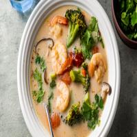 Thai Tom Yum Soup With Coconut Milk (Tom Kha)_image