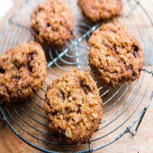 Oatmeal and Pecan Brittle Cookies - David Lebovitz_image