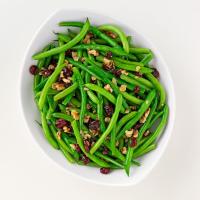 Green Bean and Walnut Salad_image