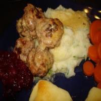 Tessa Kiros Finnish Meatballs With Allspice, Sour Cream, and Lin_image