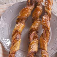Lorraine's Bacon-Cheddar Straws image
