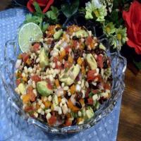 Fresh Salsa With Avocado and Black Beans_image