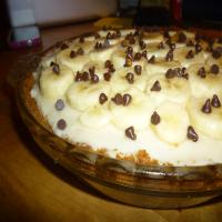 Banana Cream Pie With Chocolate Lining_image