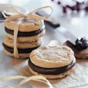 Fudge-Filled Irresistible Peanut Butter Cookies_image