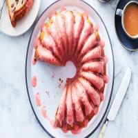 Fresh Strawberry Bundt Cake_image