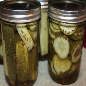 Dill Pickle - with Grape Leaves_image
