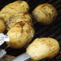 Grilled Baby Potato Kabobs_image