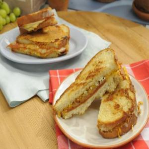 Cheese Board Grilled Cheese_image