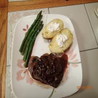 Beef Tenderloin with Portabella Sauce Recipe - (5/5) image