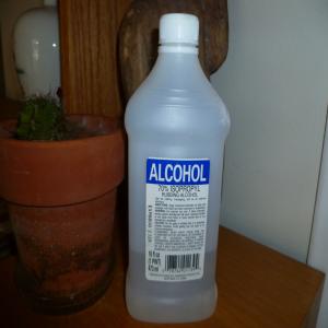 Rubbing Alcohol Uses_image