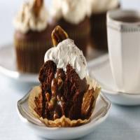 Pecan Pie-Filled Chocolate Cupcakes_image