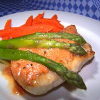 Chicken With Carrots and Asparagus image