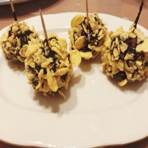 Chocolate Balls With Cereals_image