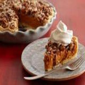 Sweet Potato Pie with Candied Pecans and Coconut_image