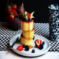 Japanese Hotcake with Figs & Berries Recipe - (3.7/5)_image