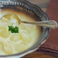 Easy Creamed Onions image