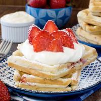 Homemade Strawberry Waffles Recipe_image