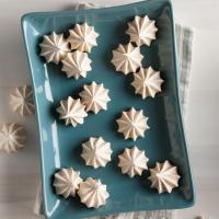 Vanilla Meringue Cookies image