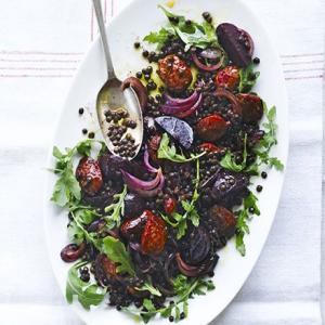Spicy chorizo with lentils & beetroot_image