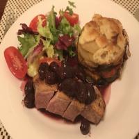 Gressingham Duck With Grape Sauce_image