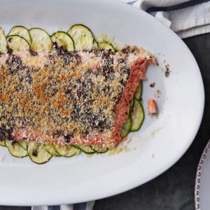 Slow-Cooked Salmon with Olive-Bread Crumb Sprinkle_image