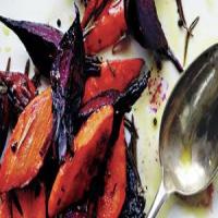 Rosemary-Roasted Golden Beets and Carrots_image