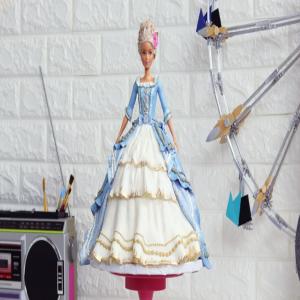 Marie Antoinette Doll Cake_image