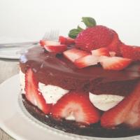Coconut Cream Cake with Chocolate Ganache Recipe - (4.4/5)_image