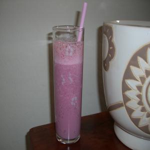 Raspberry-Banana Milkshake image