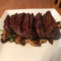 Hoisin Glazed Beef Filet with Shiitake Mushrooms_image