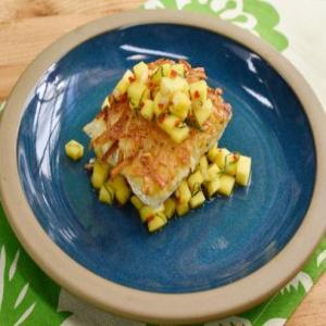 Hash Brown-Crusted Halibut with Mango Mint Relish_image