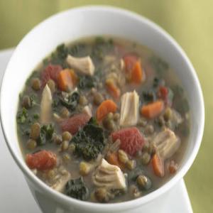 Skinny Lentil and Tomato Chicken Soup_image