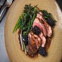 Five-Spice Duck Breast With Blackberries_image