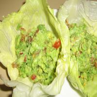 Avocado Salad Lettuce Wraps_image