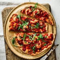 Cajun prawn pizza image