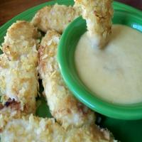 Crispy Chicken With Honey Dippin' Sauce_image
