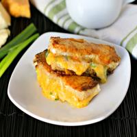 Grilled Cheese Sticks_image