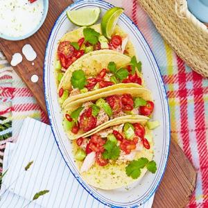 Salmon tacos with lime dressing_image