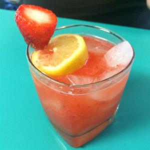 All Natural Strawberry Lemonade_image