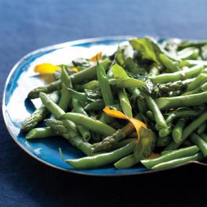 Asparagus and Green Beans with Chili-Orange Oil_image