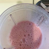 Healthy Strawberry Smoothie image
