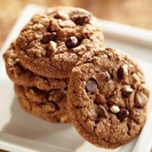 Chocolate Hazelnut Chip Cookies_image