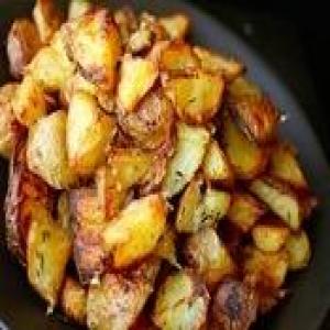 Ultra Crispy Roast Potatoes_image