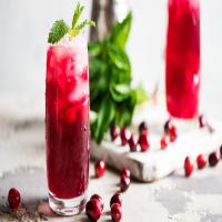 Cranberry and Vodka Sparkle image