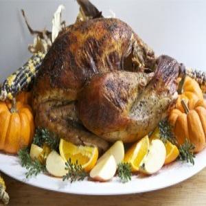 Easy & Juicy Whole Turkey Recipe_image