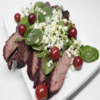 Grilled Flank Steak with Grapes and Stilton_image