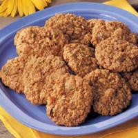 Golden Raisin Oatmeal Cookies_image
