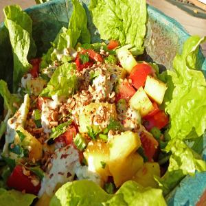 Tropical Salad With Pineapple and Tomatoes_image