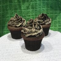 Chocolate Cupcakes with Cream Cheese-Oreo®-Buttercream Frosting image